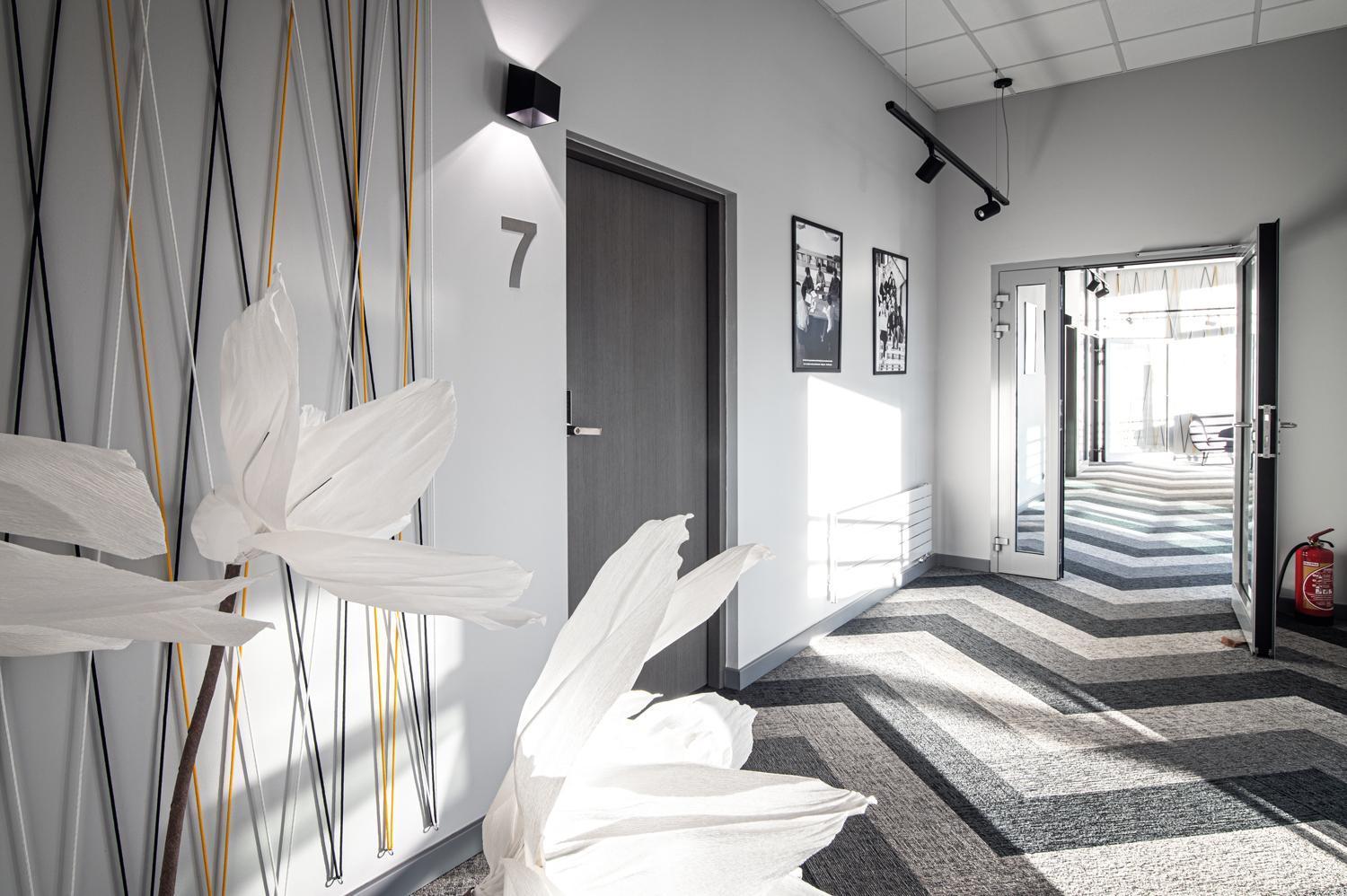 Hotel Absolwent Gostyń Extérieur photo