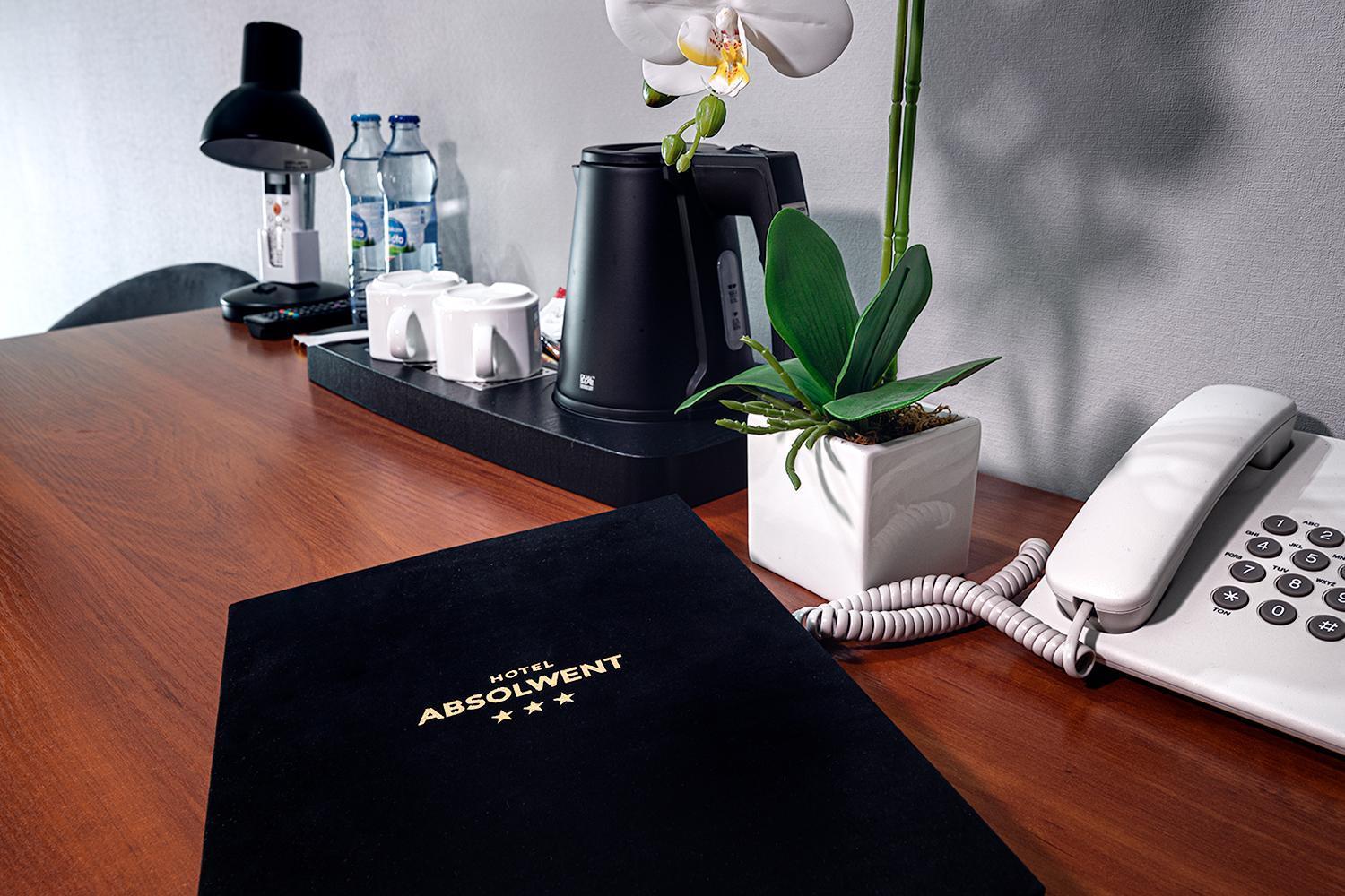 Hotel Absolwent Gostyń Extérieur photo